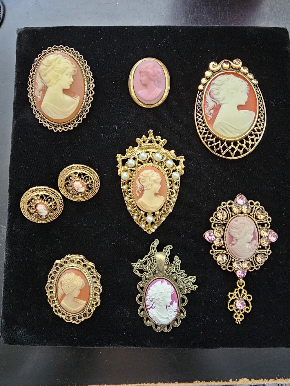 Vintage Cameo Lot